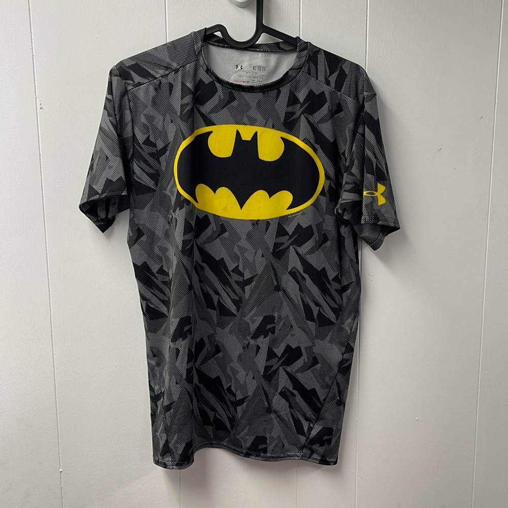 Men’s Batman under armour compression tshirt